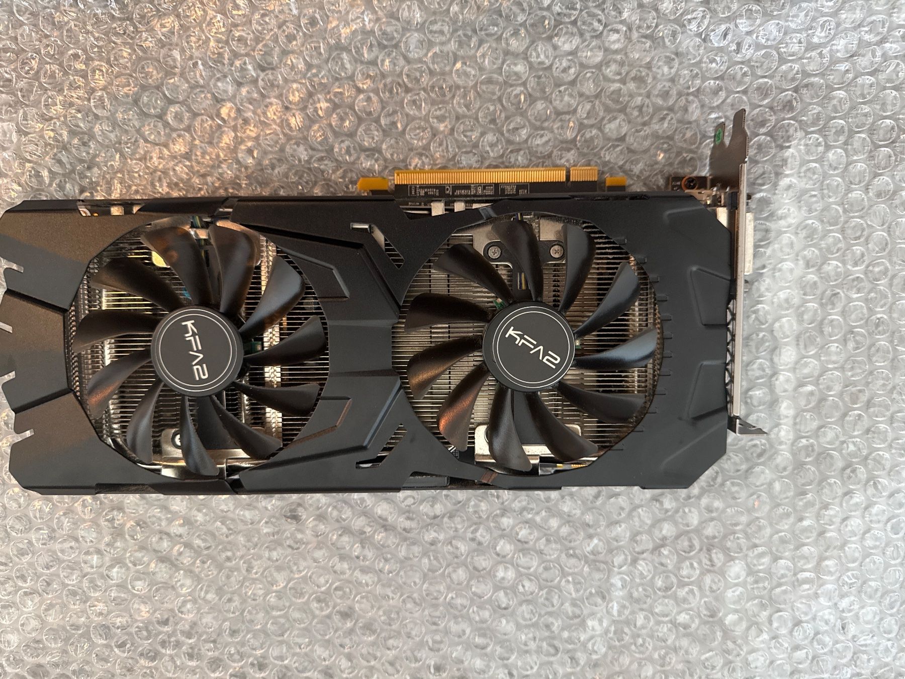Nvidia Schede grafiche: GeForce GTX 1070 – Usato da Zürich venduto da ber_j6kx 1