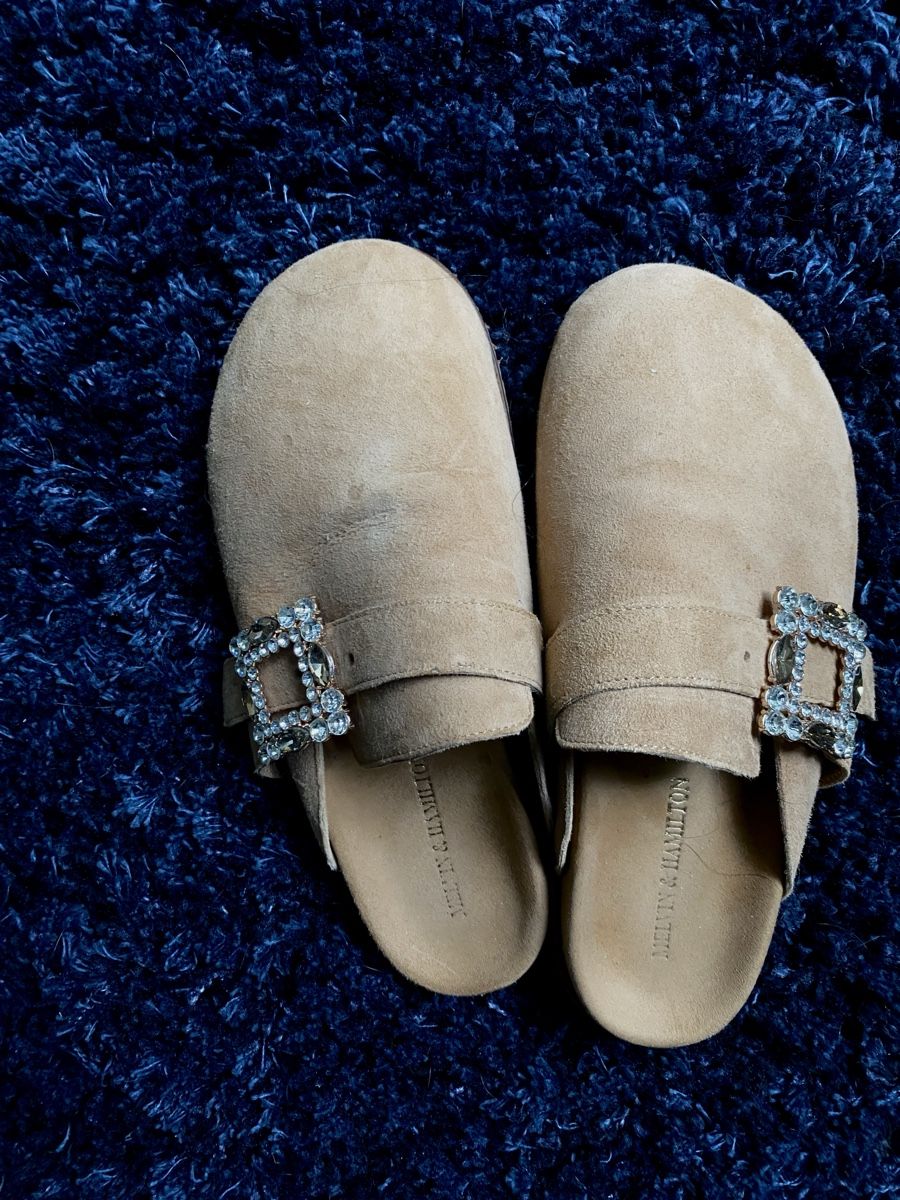 Hamilton Scarpe da donna: Melvin & Hamilton Clogs Grösse 40 mit Schmuckstein-Schnalle  – Usato da Zürich venduto da frgr