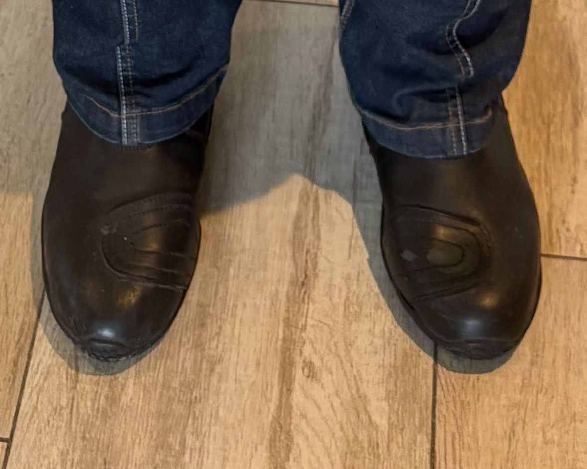 Scarpe da donna: Gebrauchte Motorradstiefel Gr.39, Schwarz – Usato da Feuerthalen venduto da geo_5dk5 4