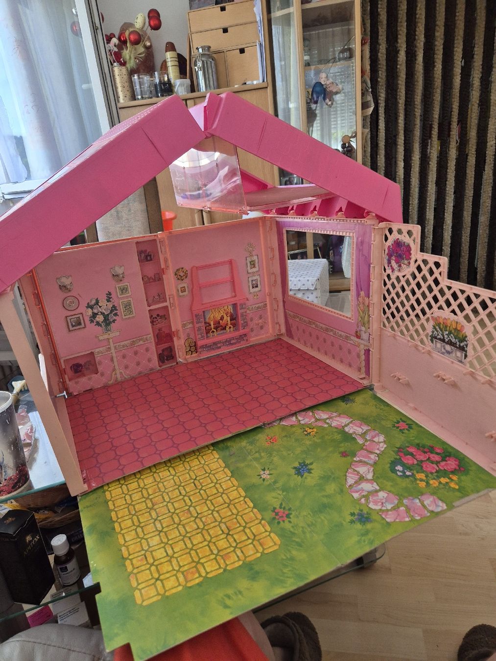 Barbie Case e mobili per bambole: Barbiehaus ca. 1992 ohne Möbel – Usato da Aarau venduto da Goldwitch 2