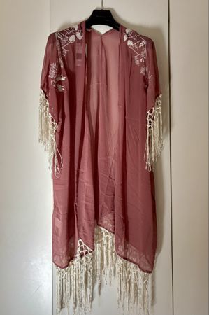 Mango Poncho Stickerei Fransen Neu