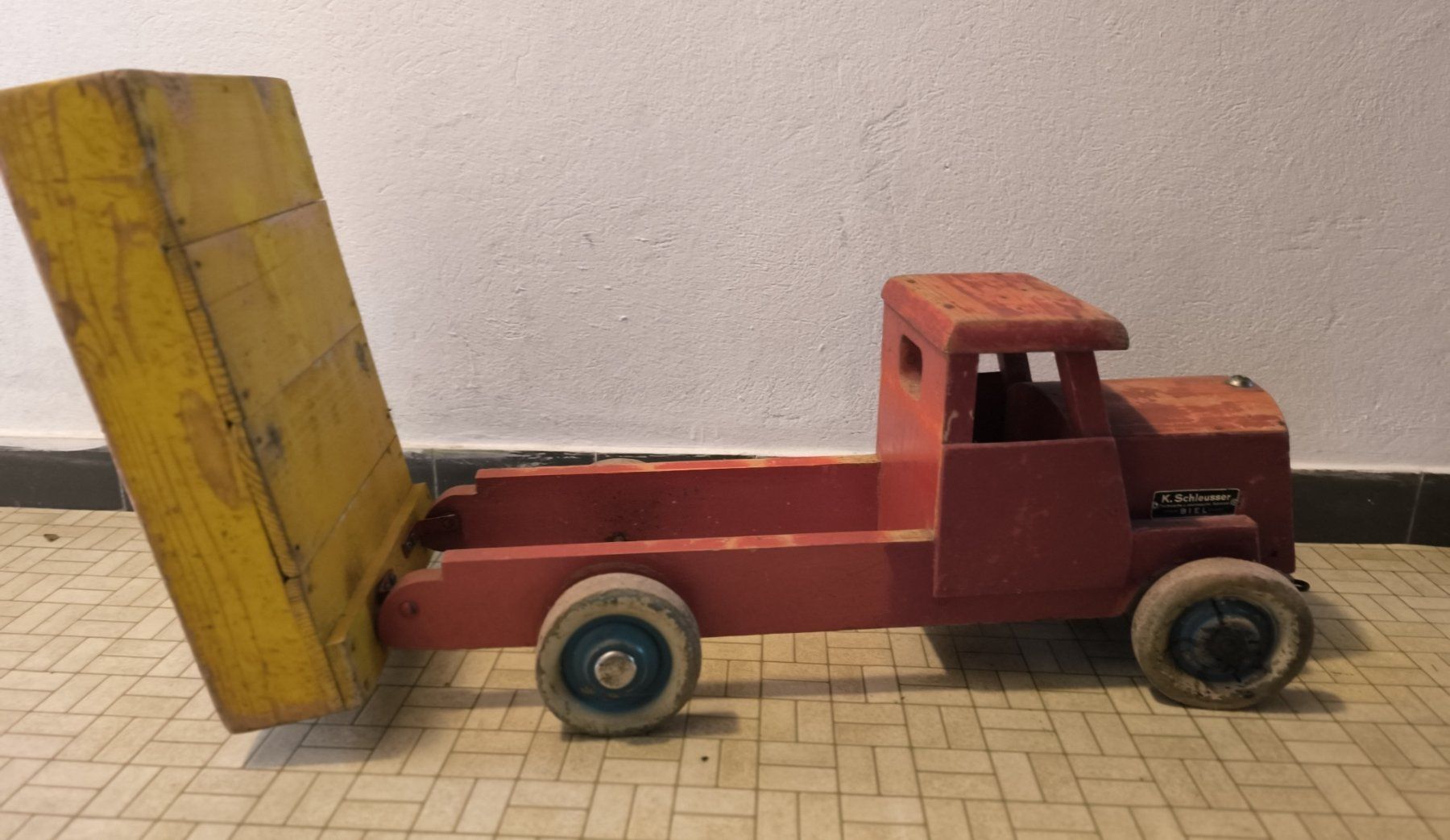 Autoribaltabili: Lastwagen (Kipper) mit Anhängr – Usato da Lengnau BE venduto da buells2 2