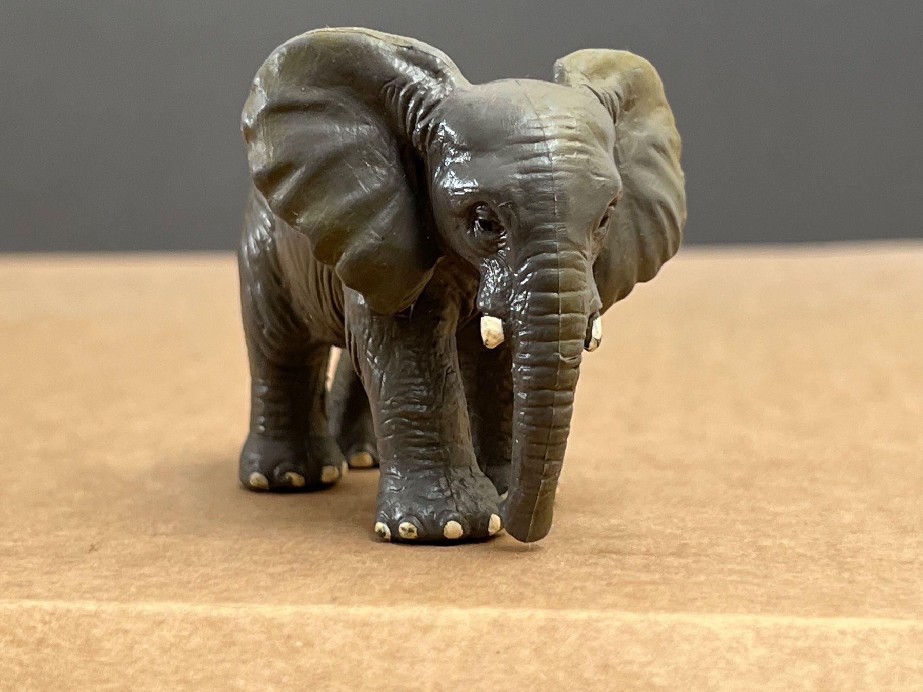 Schleich Statuette: Schleich junger Elefant Elephant – Usato da Ennetbaden venduto da mapa05 2