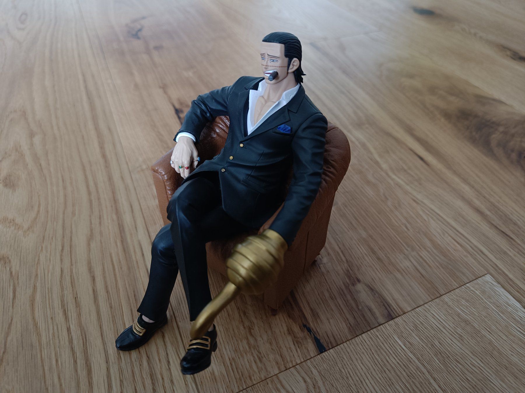 Statuette: One Piece - Sir Crocodile Creator X Creator Figur BlackSuit – Usato da Recherswil venduto da Bigdoomtrain 2