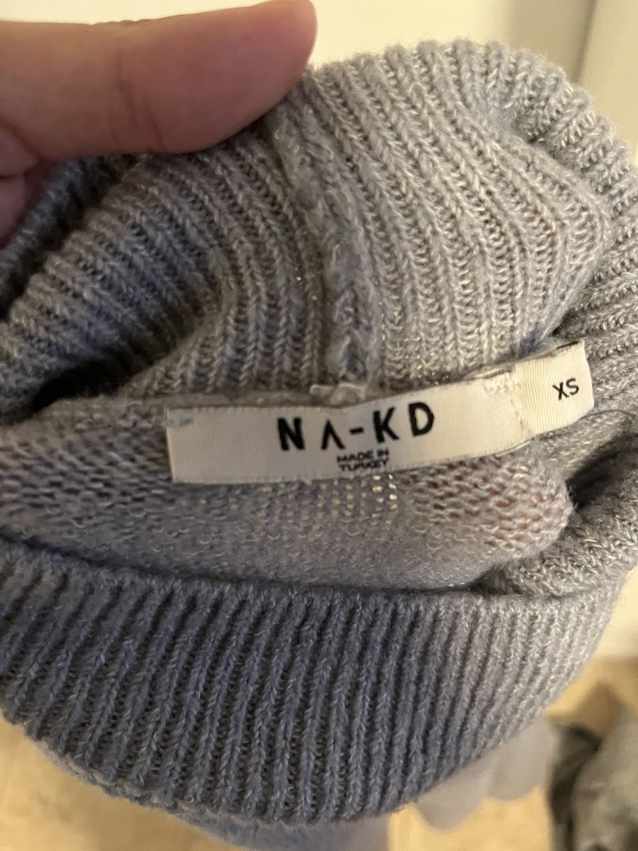 Na-kd Pulls & Sweat-shirts: NA-KD Langer Pullover Damen – D'occasion à Zollikerberg par LLV 2