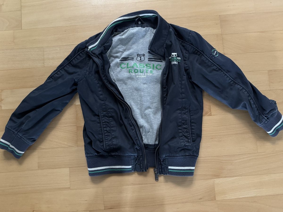 Kleiderpakete & -sets: Jacke/ Übergangsjacke 122/128 – Gebraucht aus Ermatingen von Pinggu02