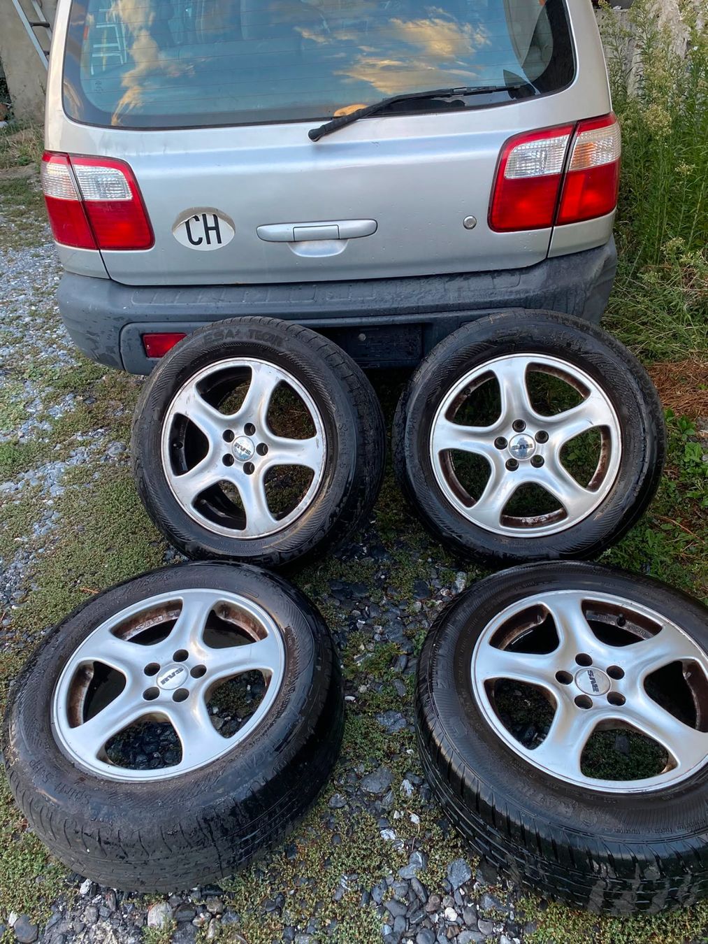 Subaru Automobili: Subaru Forester 2.0 4x4 – Usato da Martigny venduto da mab_kk57 7