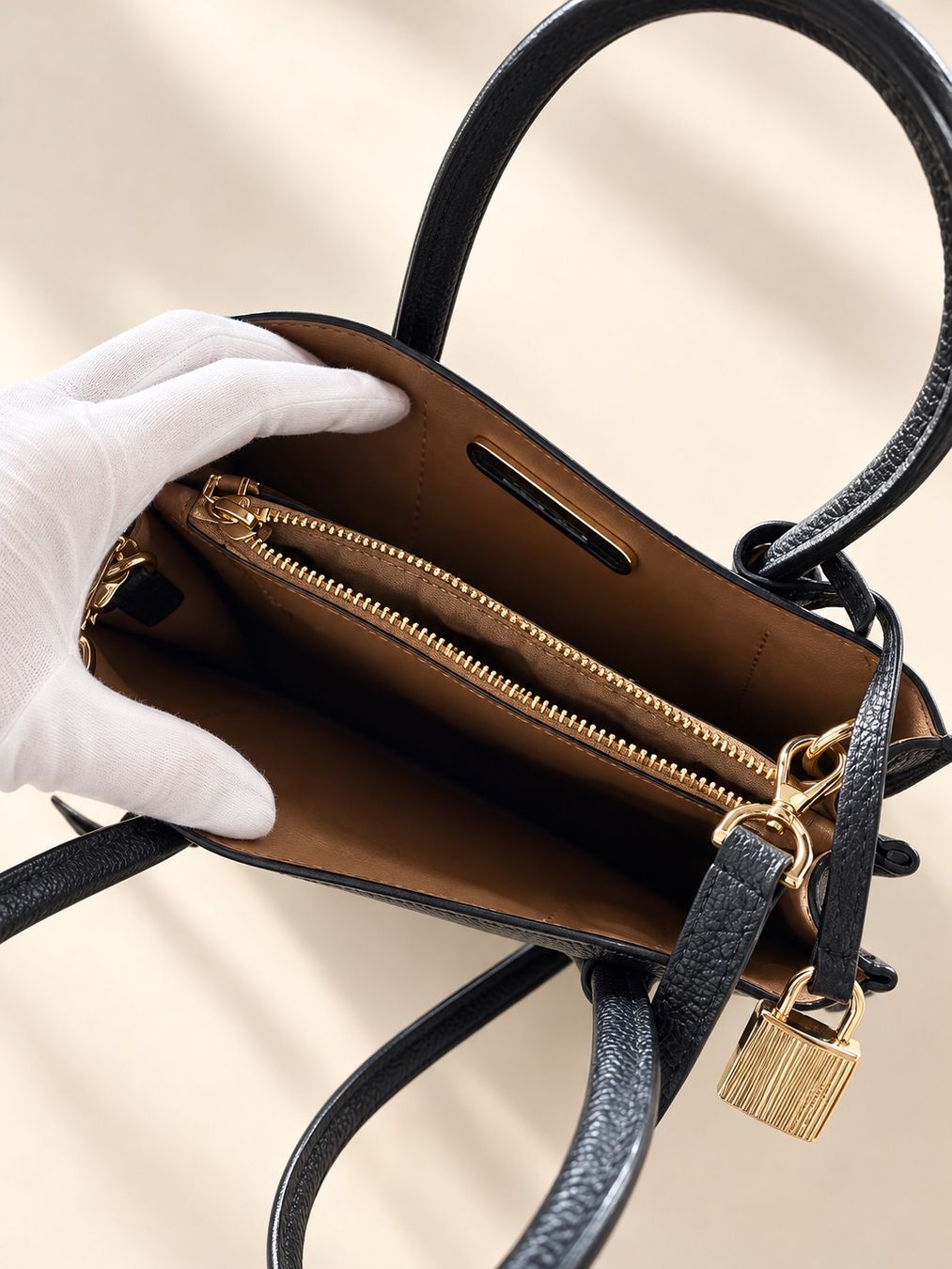Michael Kors Taschen für Damen: Tasche Michael Kors – Gebraucht aus Dotzigen von White_Warrior 2