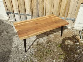 Massivholz Couchtisch 