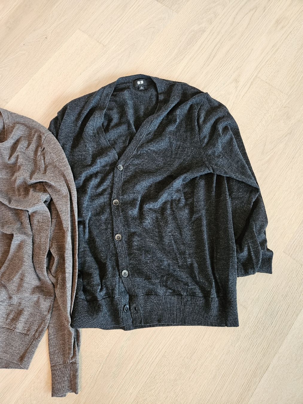 Pullover & Sweatshirts: 2 Merino Pullover Uniqlo – Gebraucht aus Zürich von SchoPl 2