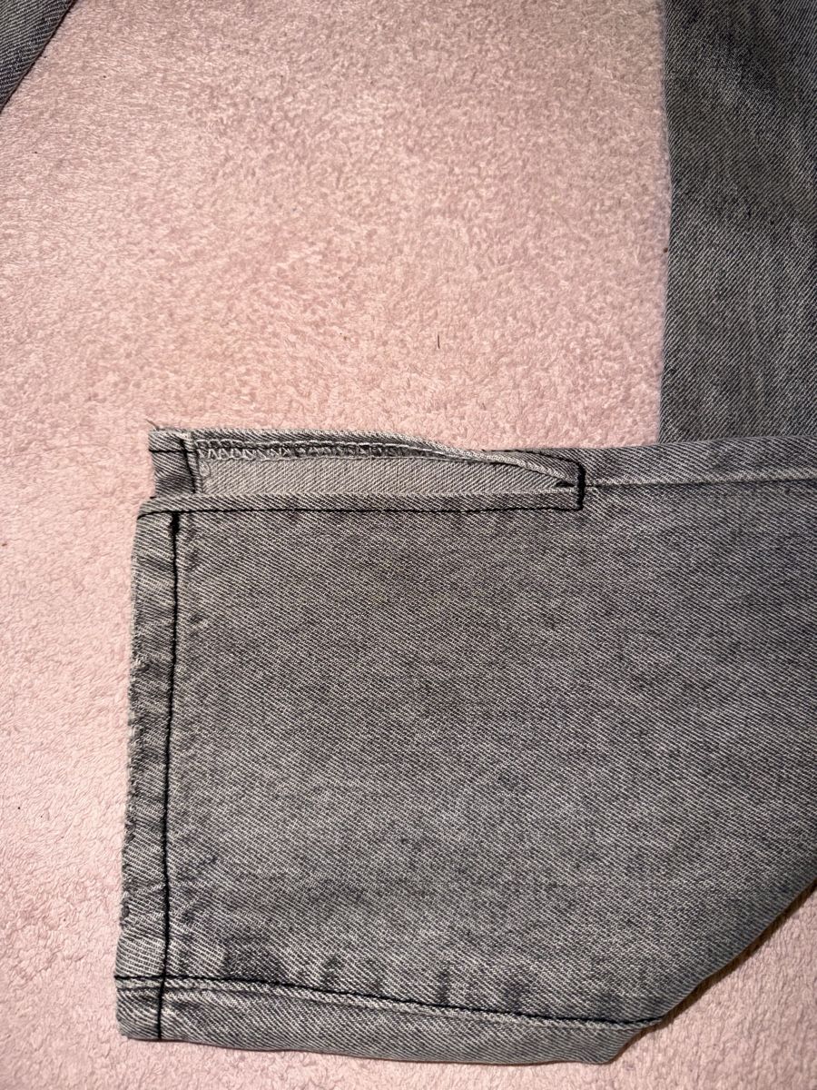 Jeans: Jeans PrettyLittleThing gris taille 34 – D'occasion à Lausanne 26 par g7n_6ycd 2