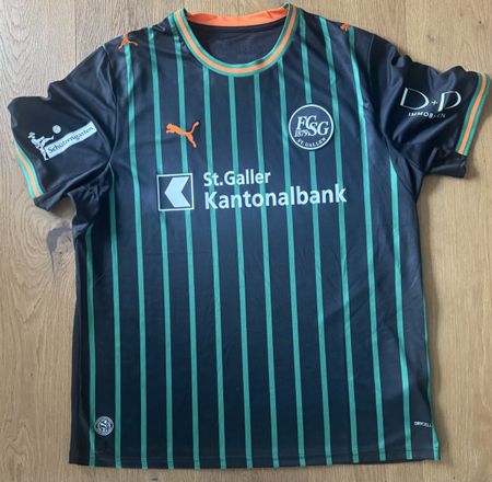 Neues FC St. Gallen Auswärts Trikot Grösse XL