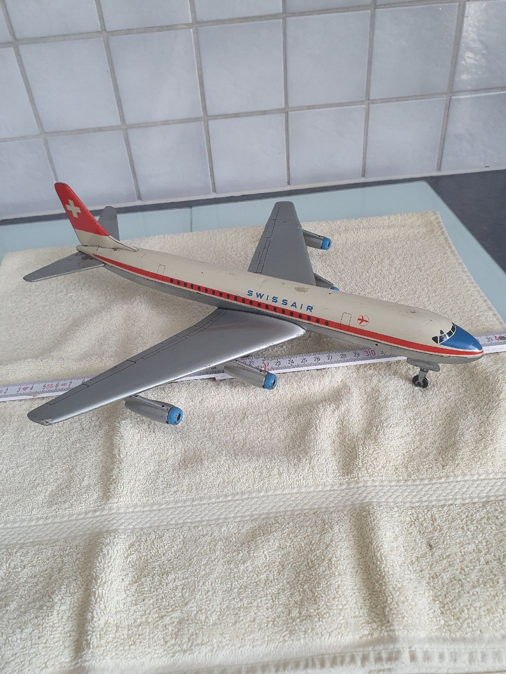 Arnold Giocattoli: Blechflugzeug Swissair DC-8 von Arnold  – Usato da WUERENLOS venduto da Eeric 3