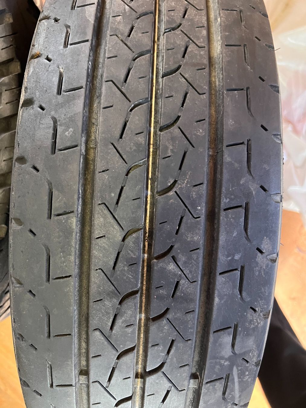 Altro in Scrittura & Disegno: 4 pneus été Bridgestone 215/70 R15 – Usato da Romont FR venduto da Thoma_bdn 1