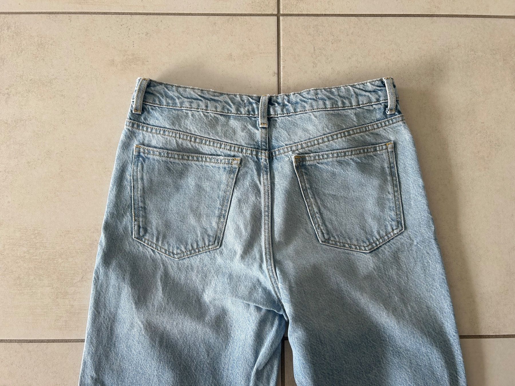 Mango Jeans: Jeans Mango Mom – Usato da Courrendlin venduto da loko2910 2