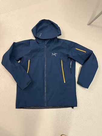 Arcteryx Sabre Jacket (M), Size XL