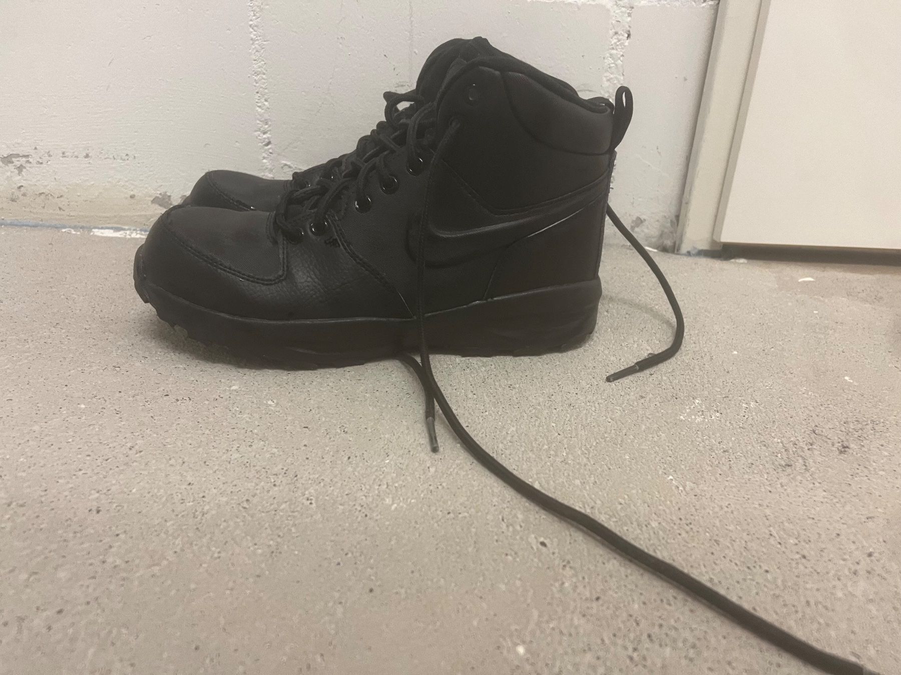 Nike Scarpe per ragazzi: Nike Kinderboots Gr. 37.5 – Usato da Egg b. Zürich venduto da adimoxon 2
