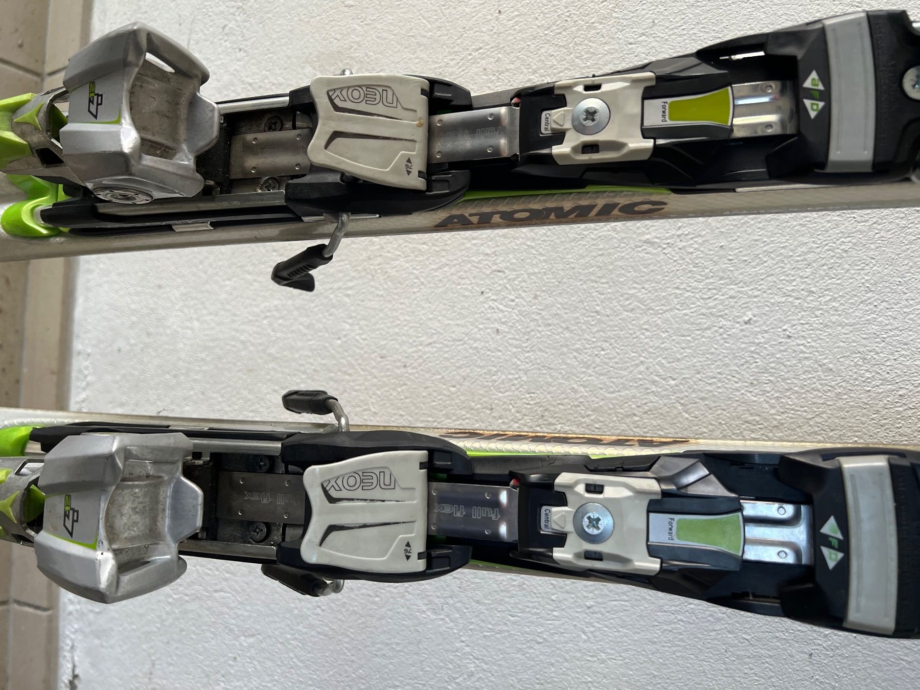 Atomic Sci: SKIS ATOMIC SUPERCROSS 174 cm – Usato da Villars-sur-Glâne venduto da jat_s99z 2