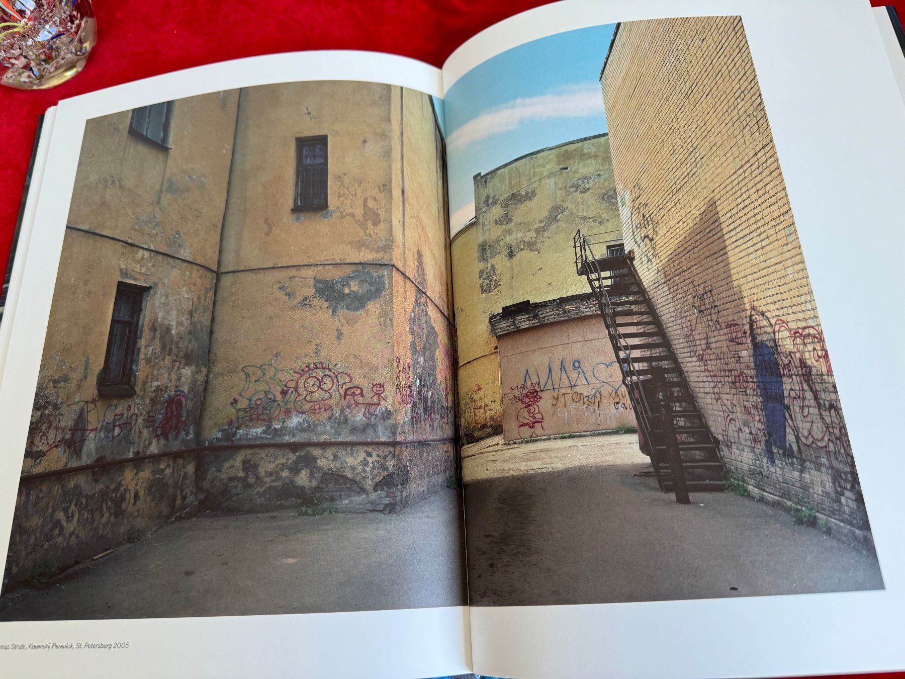 Libri: THOMAS STRUTH Composition'19, in Hiltl Art Foundation, 2015 – Nuovo (secondo la descrizione) da Zürich venduto da Husopaska 9