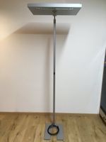 Standleuchte mit autom. An- und Ausschaltsensor, dimmbar!