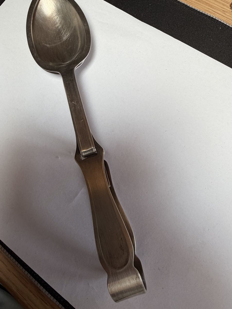 Cuillères: Antiker Eier Löffel Metall Silber gebraucht – D'occasion à Sigriswil par lag_bwr2