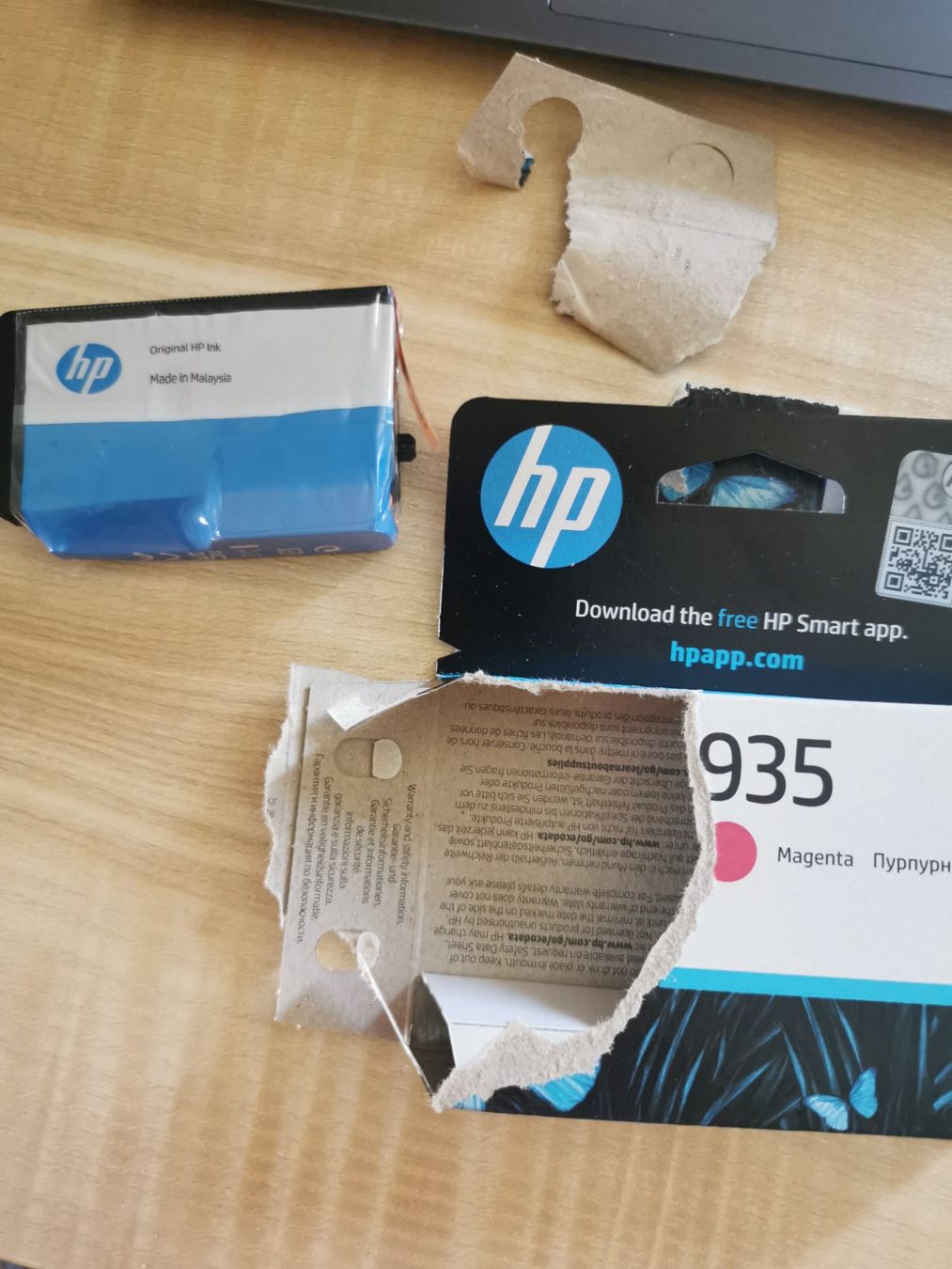 Hewlett Packard Cartucce per stampanti & toner: HP 935 Druckerpatrone  magenta (rot) – Nuovo e nell'imballaggio originale da Fribourg venduto da mamatter1 2