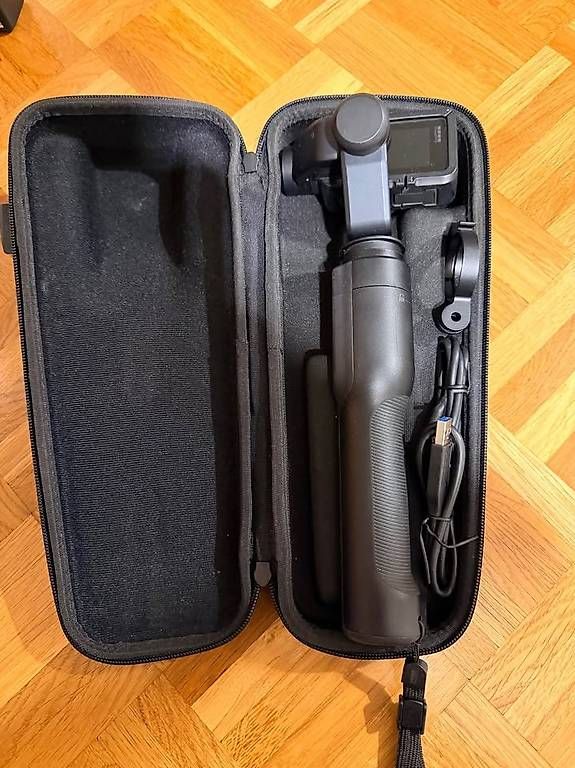 Action Cam: A vendre gopro hero 7 avec karma grip – Usato da Lausanne venduto da bata838 1