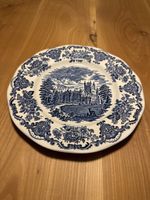 Wedgwood Teller "Royal Homes of Britain" blau