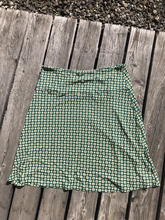 King Louie Damen Minirock Cordstoff - Blumenmuster Mit Aufgesetzten Taschen