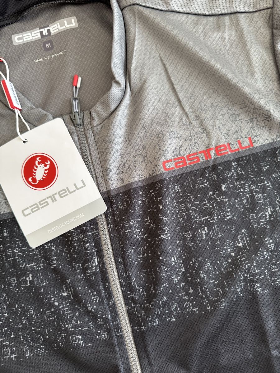 Castelli Maillots de corps & Pantalons: Castelli Cycling Jersey, size M, NEW!! – Neuf avec emballage d'origine à Birsfelden par amr_tkc9 2