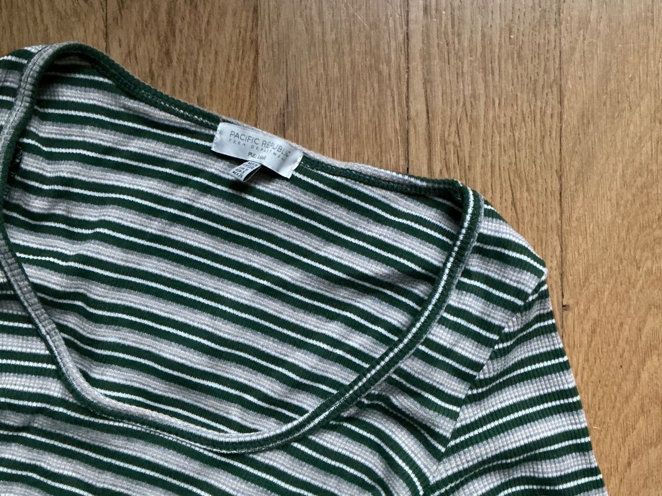 Pull&Bear Maglioni & Felpe: Dünner Pullover mit Streifen – Usato da Bern venduto da Lisa_Joy 1