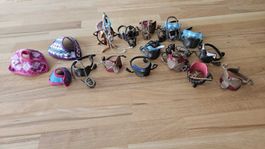 Schleich Pferdesättel