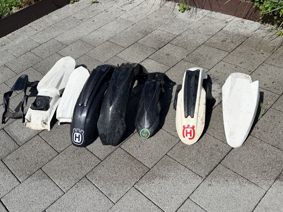 Tutti i ricambio per moto: Motorrad Plastik Setz ab1.- – Usato da Steffisburg venduto da Pascalino77 3