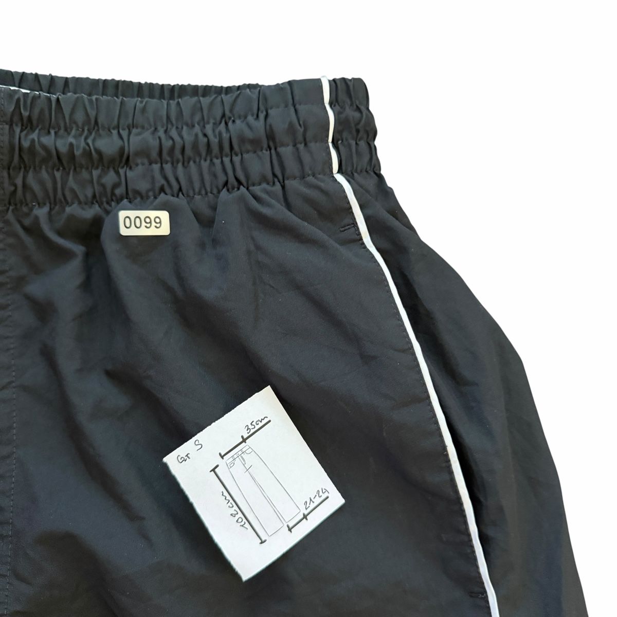 Nike Hosen: Nike Track Pants – Gebraucht aus Thalheim von 84B 2