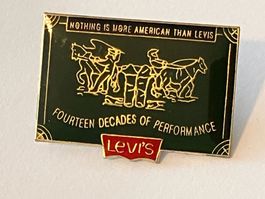 1 Pin Levi's Jeans