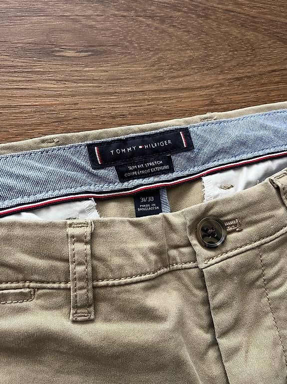 Tommy Hilfiger Pantaloni: Tommy Hilfiger Chinohose Beige – Usato da Sursee venduto da dok_bz9b 1