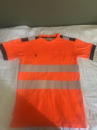 T-Shirt Orange Grösse XS reflektierend mit Aufschrift