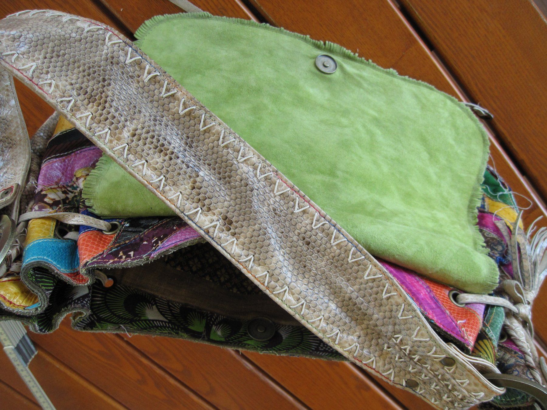 Taschen für Damen: TANGO Thailand Designer Leder Tasche Boho Patchwork Vintage – Gebraucht aus Arbon von lucullus61 7