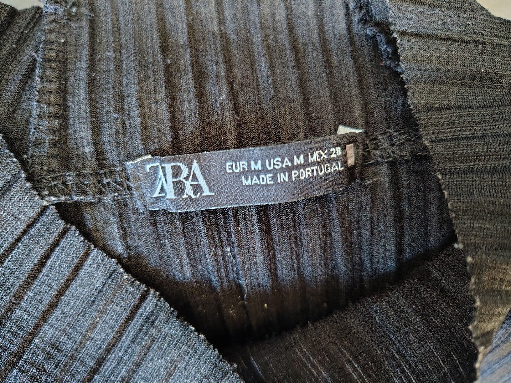 Zara Maglioni & Felpe: Schwarze 2x Zara Pullover, Grösse M, Neuwertig – Usato da Stäfa venduto da krp54 5