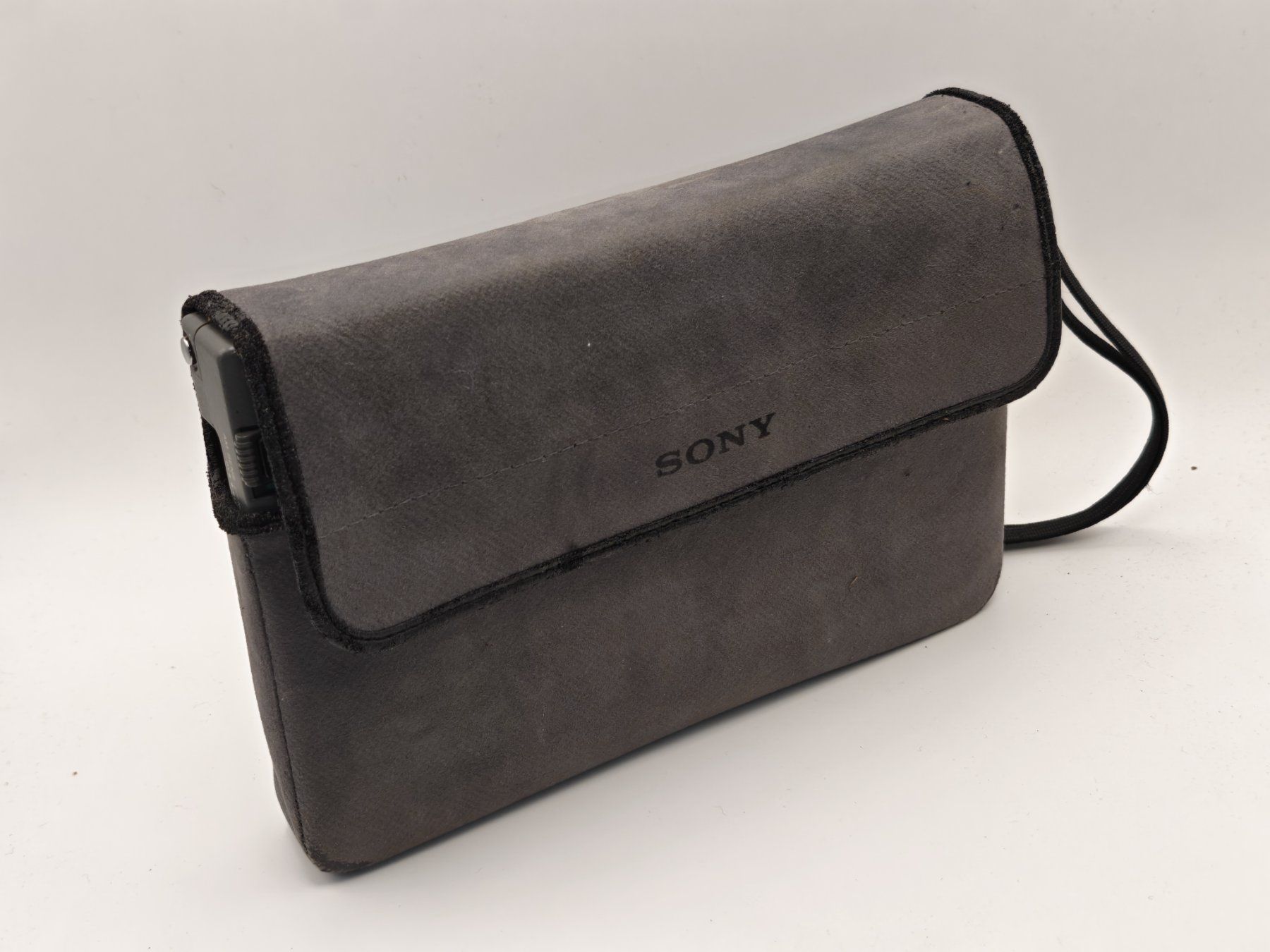 Sony Radio: Sony ICF-SW55 Weltempfänger inkl. Etui – Usato da Thun venduto da Kankii 9