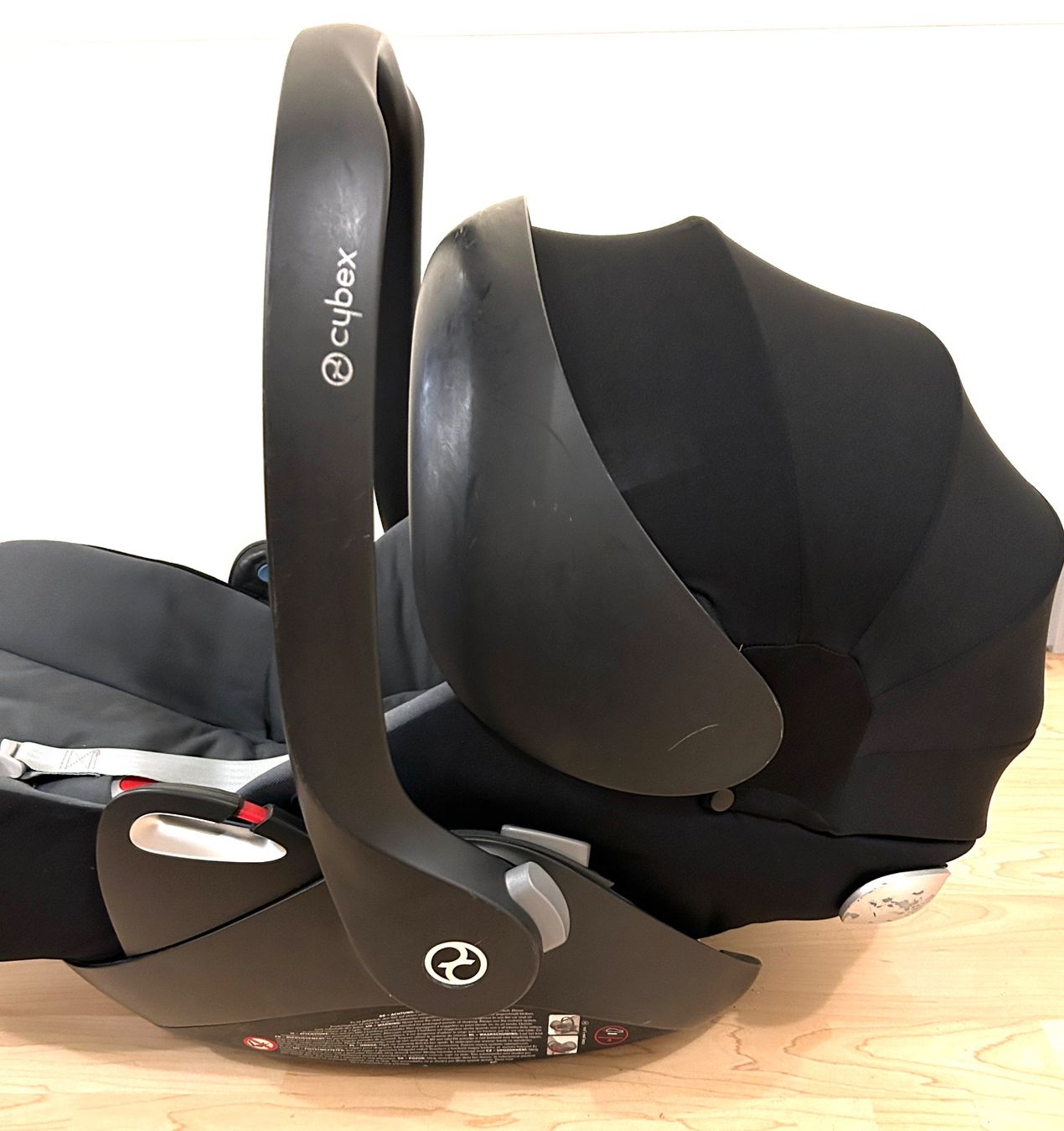 Cybex Seggiolini per auto: Babyschale Cybex Cloud Q inkl. Base Q Fix – Usato da Lachen SZ venduto da Tuco23 4