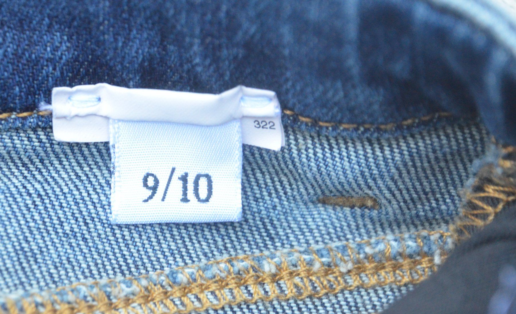 Dolce & Gabbana Vestiti & Gonne: Dolce & Gabbana Rock / jupe 9-10 – Usato da Collonges venduto da arashee 7