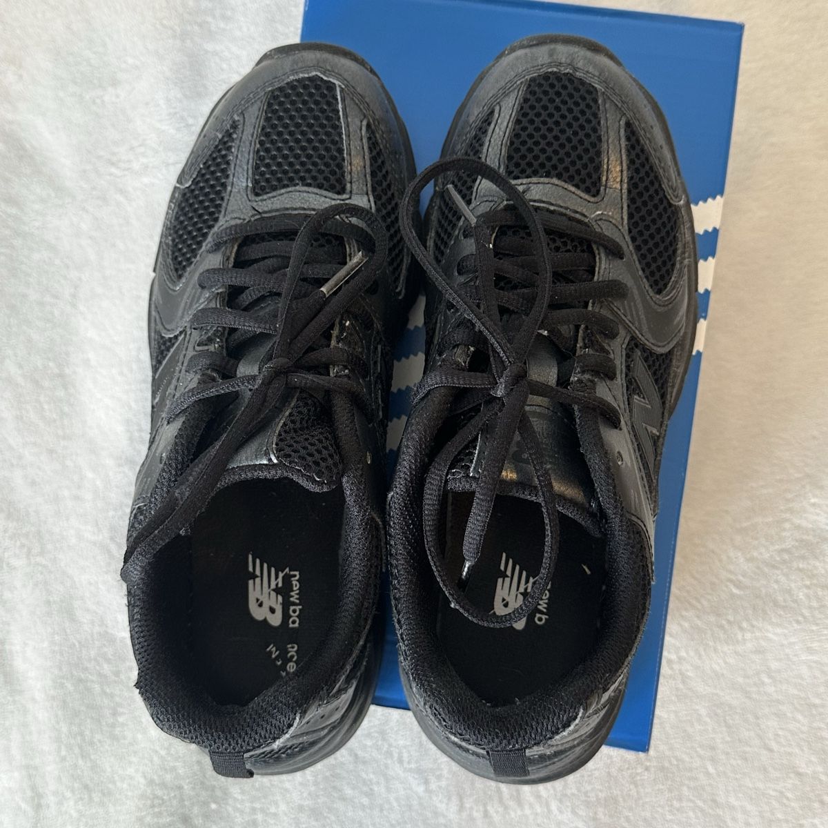 New Balance Scarpe da donna: New Balance 530 Schwarz 37  – Nuovo (secondo la descrizione) da Givisiez venduto da dor_xb9k 3