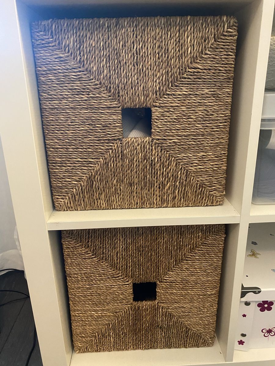 Scaffali: Ikea Kallax 4x2 – Usato da Winterthur venduto da chiaroscuro27 2