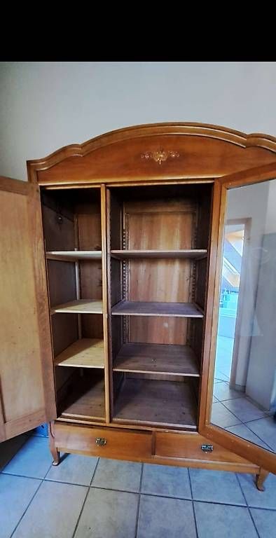 Armadi: Schrank Antik – Usato da Linden venduto da Maggi_46 1