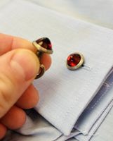 Gemelli vintage con pietra colore granato (stile Cartier)
