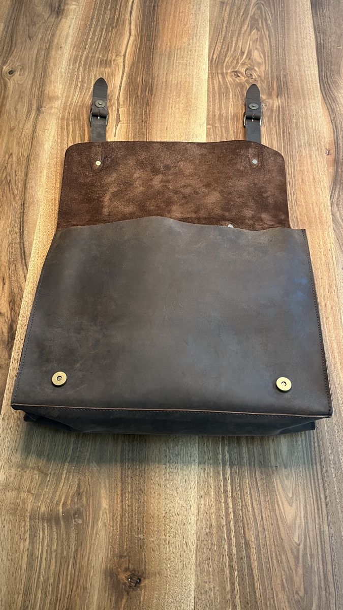 Taschen: Ledertasche – Gebraucht aus Zürich von okt_ndy9 6
