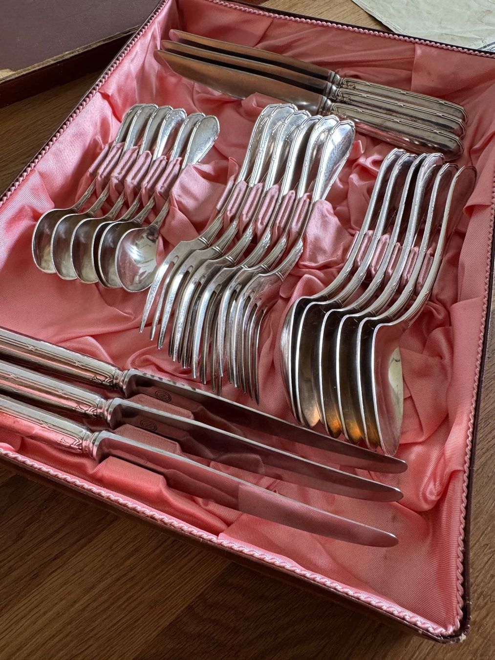 Set di posate: Antikes Besteck Set – Usato da Frauenfeld venduto da dilili 2