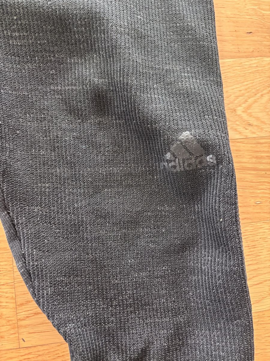 Adidas Pantaloni: Jogging Adidas – Usato da Muri b. Bern venduto da Saldayann 1