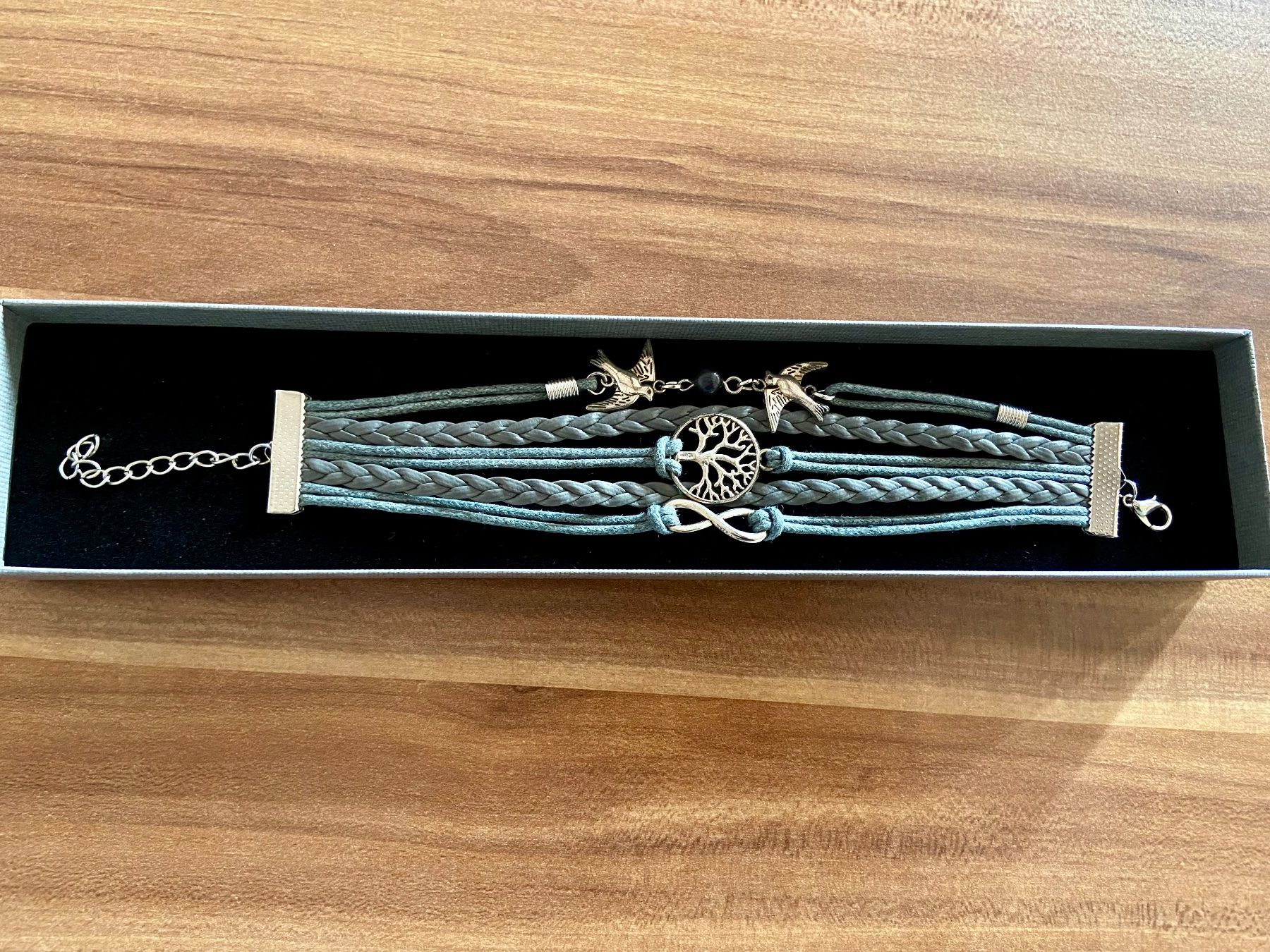 Armbänder & -reifen: Bracelet – Neu und originalverpackt aus Aigle von Radjah2005